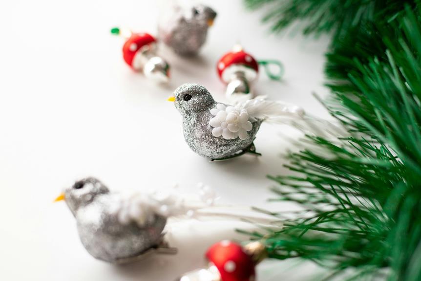 birds as christmas symbols